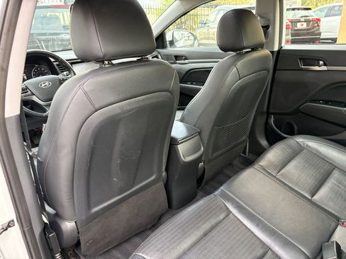 Used 2017 Hyundai Elantra Limited w/ Limited Tech Package 04 image 19
