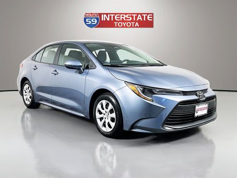 Certified 2026 Toyota Corolla LE FWD image 1