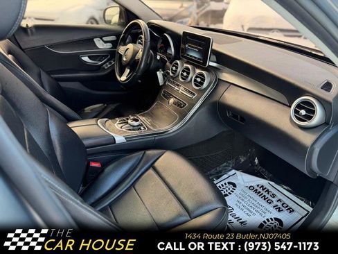 Used 2017 Mercedes-Benz C 300 C 300 4MATIC Sedan image 23