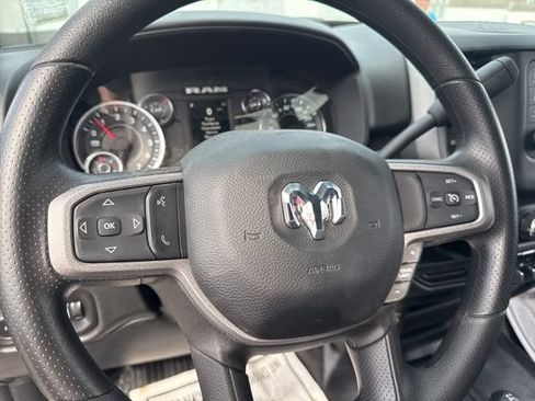 Used 2024 RAM 5500 Tradesman w/ Chrome Appearance Group AWD/4WD image 21