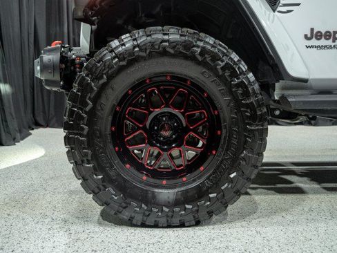 Used 2021 Jeep Wrangler Unlimited Rubicon AWD/4WD image 7