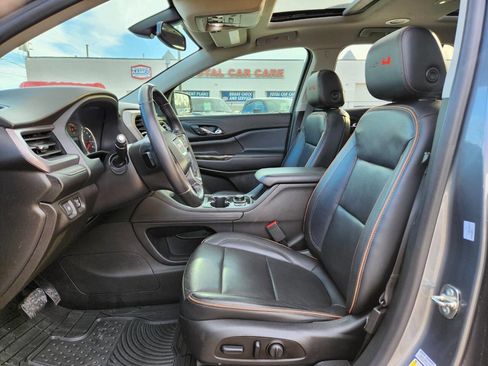 Used 2020 GMC Acadia AT4 image 12