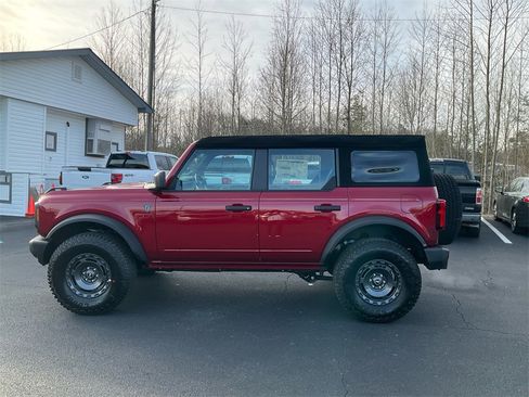 New 2025 Ford Bronco 4-Door w/ Sasquatch Package image 8