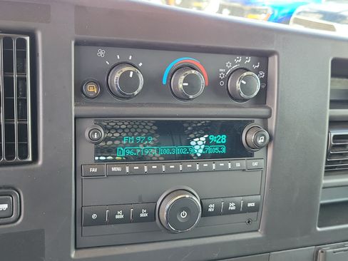 Used 2024 GMC Savana 2500 w/ Driver Convenience Package RWD image 26