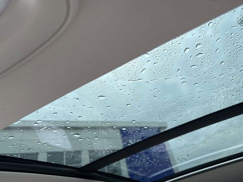 Certified 2023 Volvo XC60 B5 Plus w/ Climate Package image 26