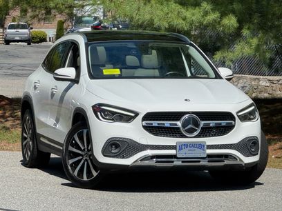 Used 2021 Mercedes-Benz GLA 250 4MATIC w/ Premium Package