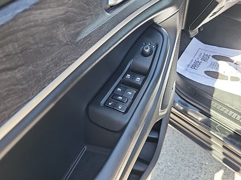 Used 2021 Jeep Grand Cherokee L Limited w/ Luxury Tech Group II AWD/4WD image 9