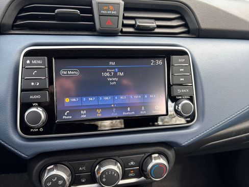 Used 2025 Nissan Versa SV image 21