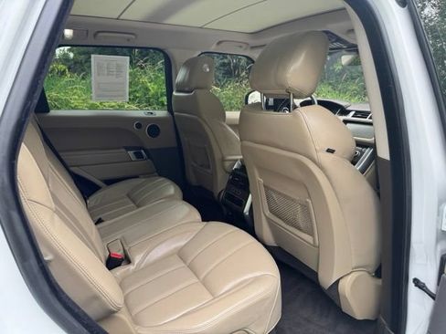 Used 2017 Land Rover Range Rover Sport HSE AWD/4WD image 16