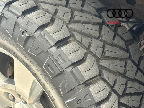 Used 2018 Chevrolet Silverado 1500 LT w/ Texas Edition image 7