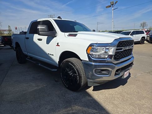 Used 2024 RAM 2500 Big Horn AWD/4WD image 13