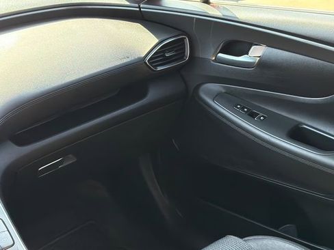 Used 2023 Hyundai Santa Fe SEL image 16