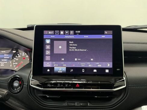 New 2026 Jeep Compass Latitude AWD/4WD image 17
