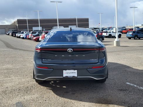 Certified 2025 Toyota Crown Limited w/ Advanced Technology Package image 4