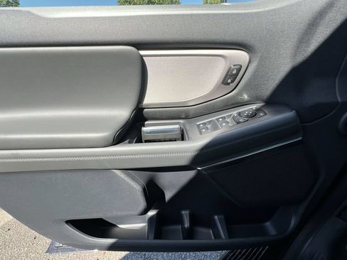 New 2026 Ford Expedition Active AWD/4WD image 23