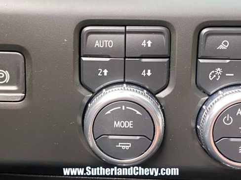 Used 2025 GMC Sierra 2500 AT4 AWD/4WD image 45