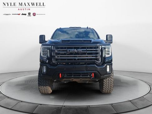 Used 2020 GMC Sierra 2500 AT4 w/ AT4 Premium Package AWD/4WD image 18