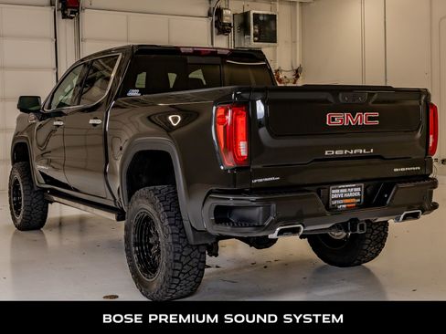 Used 2025 GMC Sierra 1500 Denali w/ Technology Package AWD/4WD image 7