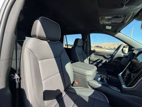 New 2026 GMC Yukon Elevation image 14