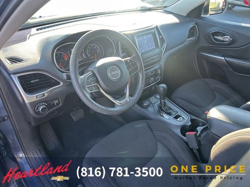 Used 2020 Jeep Cherokee Latitude image 20