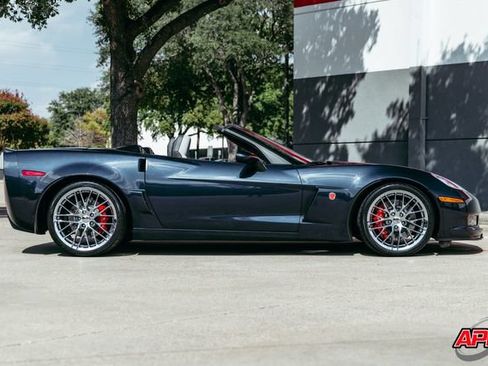 Used 2013 Chevrolet Corvette 427 w/ 1SB Preferred Equipment Group RWD image 10