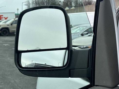 Used 2024 GMC Savana 2500 w/ Driver Convenience Package image 18