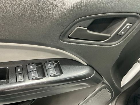 Used 2021 GMC Canyon Elevation Standard w/ Convenience Package RWD image 32