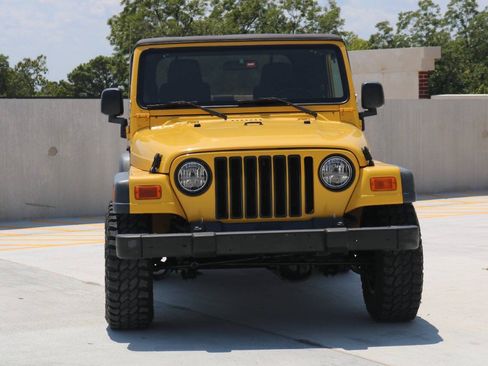 Used 2004 Jeep Wrangler X w/ Convenience Group AWD/4WD image 14