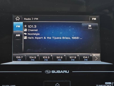 Used 2018 Subaru Crosstrek 2.0i Premium AWD/4WD image 22