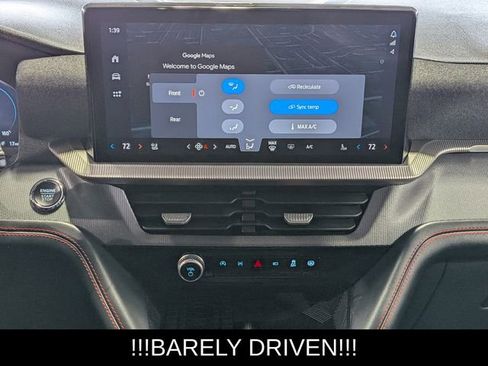 Used 2025 Ford Explorer ST image 30