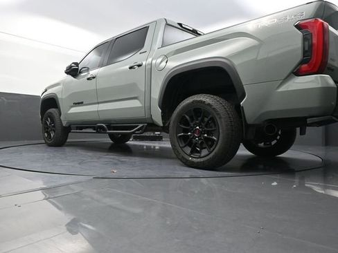 Used 2025 Toyota Tundra Limited w/ TRD Off-Road Package AWD/4WD image 34