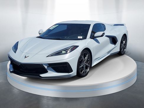 Certified 2022 Chevrolet Corvette Stingray Preferred Cpe w/ Z51 Performance Package RWD image 1