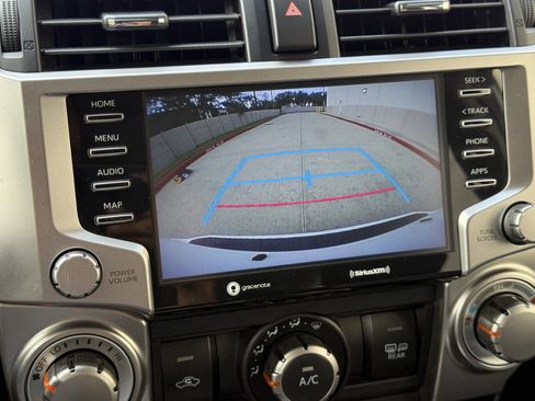 Used 2024 Toyota 4Runner SR5 RWD image 40