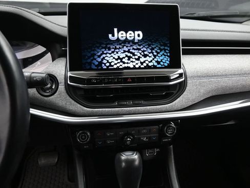 Used 2022 Jeep Compass Latitude w/ Convenience Group image 17