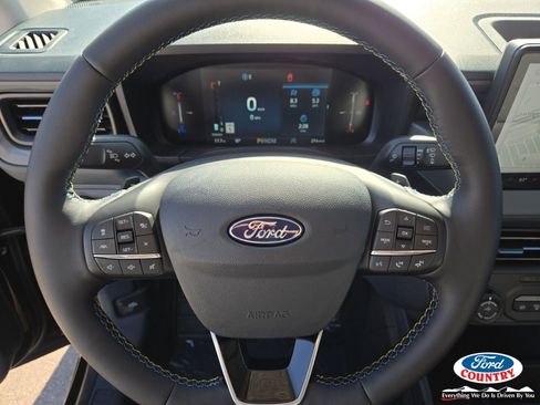 New 2026 Ford Maverick Lobo AWD/4WD image 11