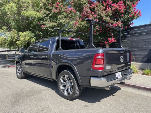 Used 2019 RAM 1500 Limited AWD/4WD image 2
