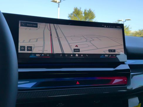 Used 2026 BMW M5 w/ Carbon Package image 21