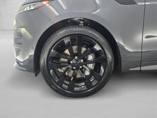 New 2027 Land Rover Range Rover Sport Dynamic SE AWD/4WD image 10