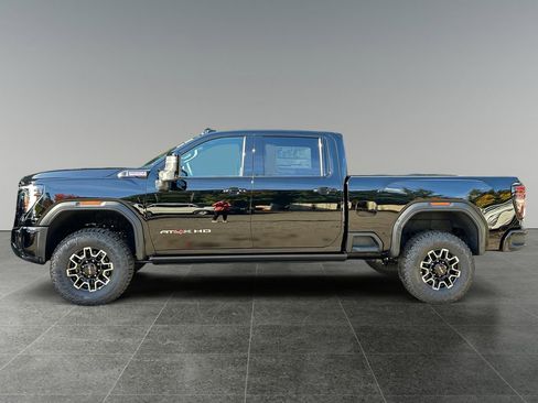 New 2026 GMC Sierra 2500 AT4X image 4