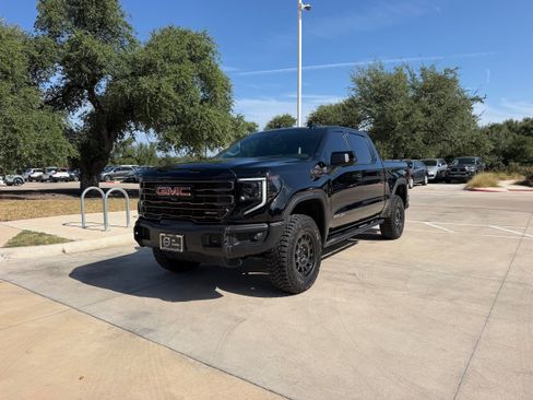 Used 2025 GMC Sierra 1500 AT4X w/ AT4X AEV Edition AWD/4WD image 2