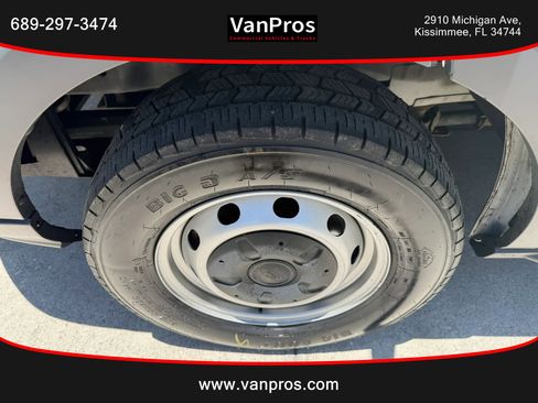 Used 2017 Ford Transit 250 130 Medium Roof RWD image 16