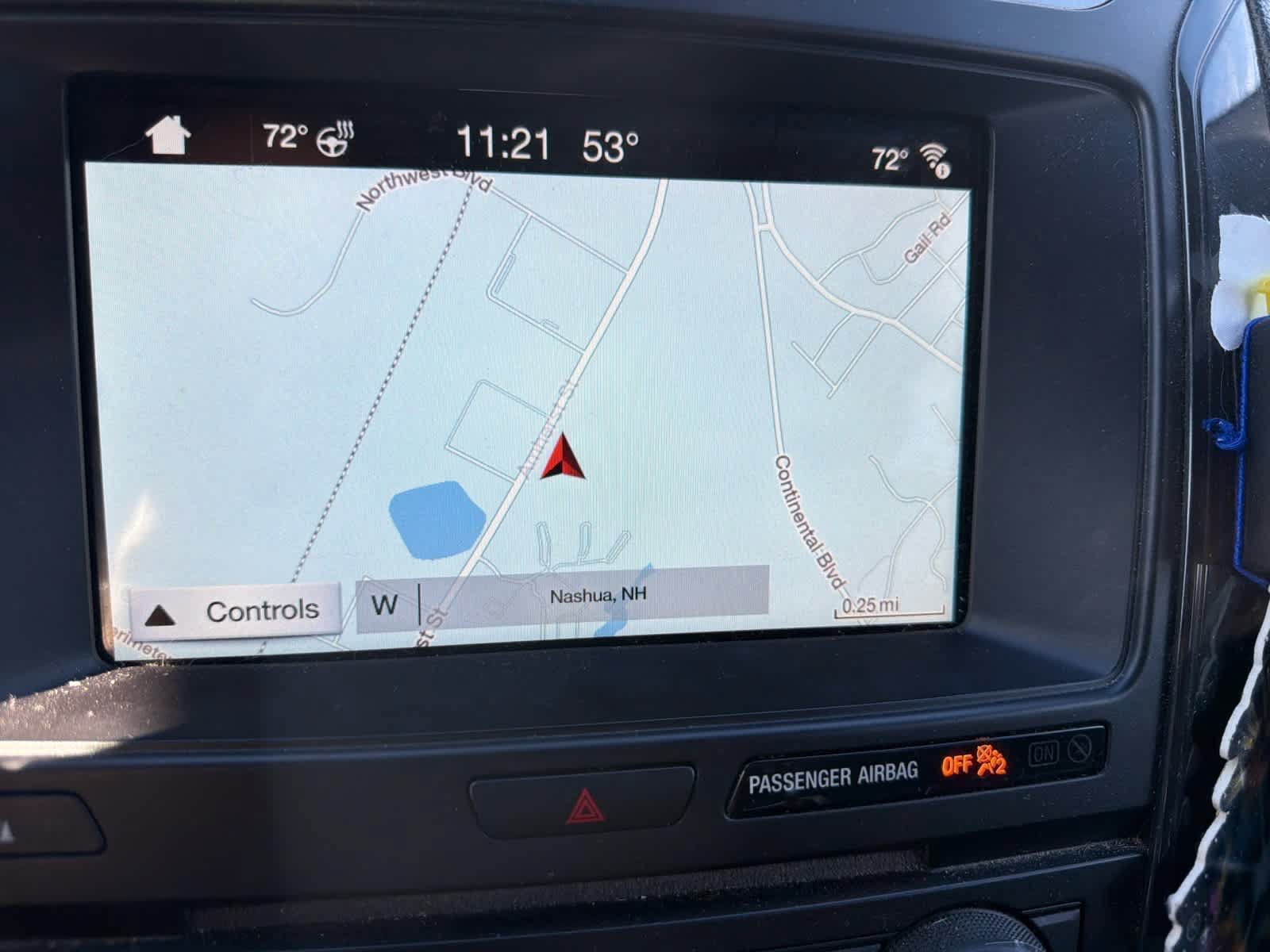Used 2018 Ford Explorer XLT w/ Equipment Group 202A AWD/4WD image 3