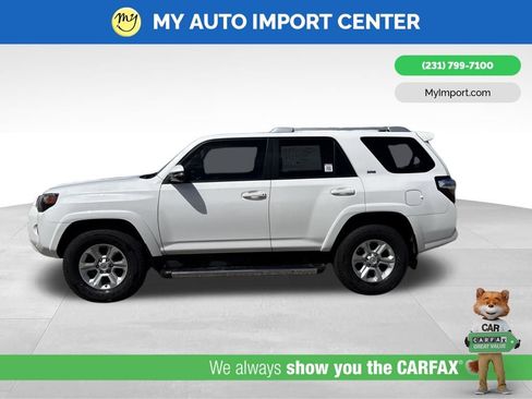 Used 2018 Toyota 4Runner SR5 Premium AWD/4WD image 4