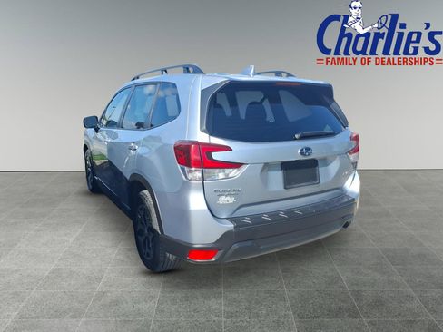 Certified 2023 Subaru Forester Premium AWD/4WD image 5
