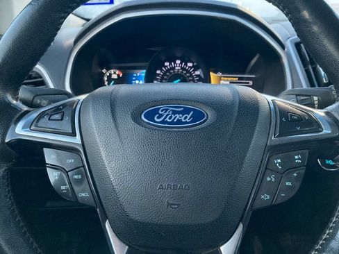 Used 2020 Ford Edge SEL FWD image 9