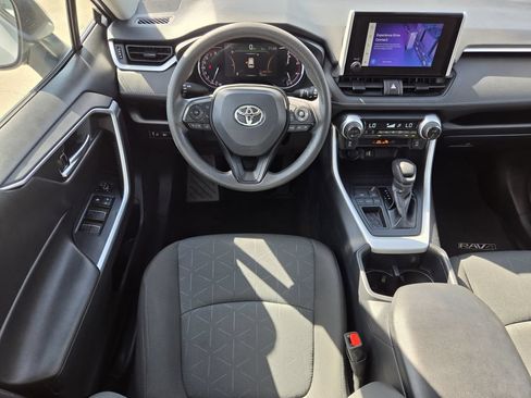 Used 2025 Toyota RAV4 XLE FWD image 14