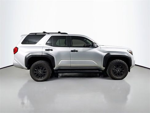 Used 2025 Toyota 4Runner TRD Sport Premium image 4