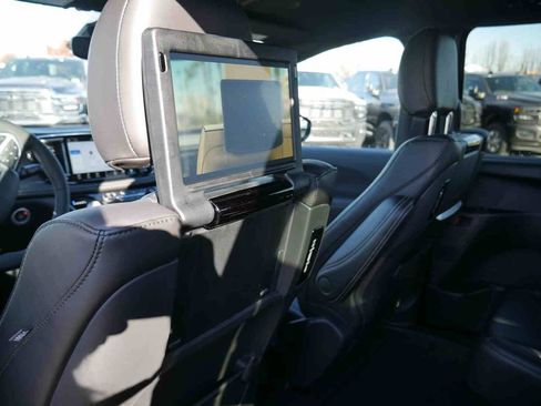 New 2026 Chrysler Pacifica Select image 12