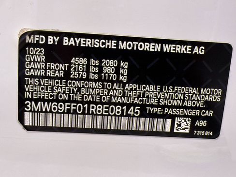 Used 2024 BMW 330i Sedan w/ Premium Package RWD image 19