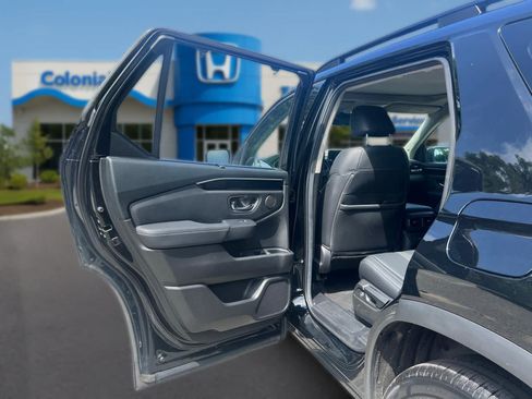 Used 2024 Honda Pilot Touring image 28
